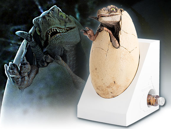 Jurassic Park III White Queen Egg Hatching