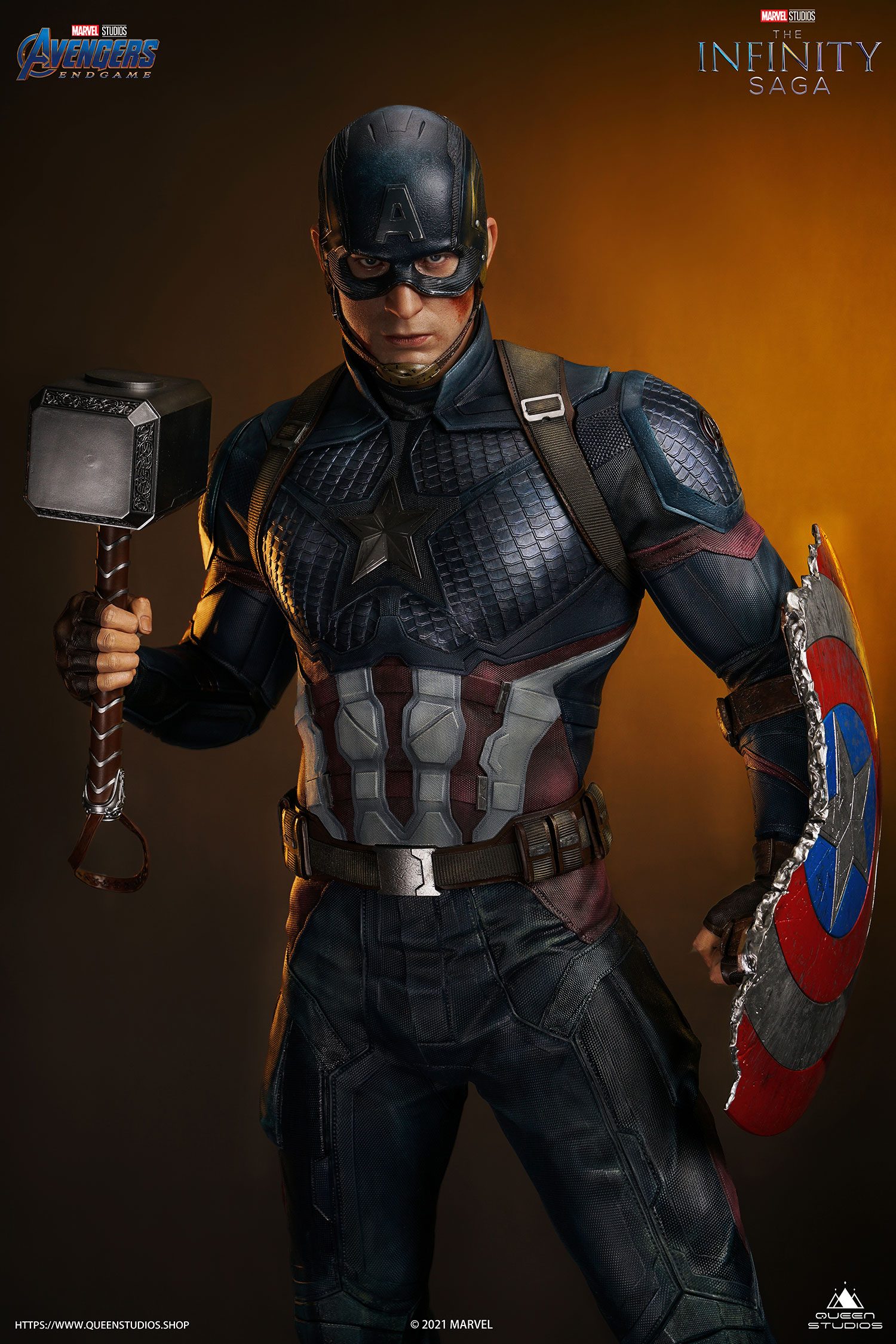 Cinéma - Statue de Captain America - Soldat Super héros tenant son